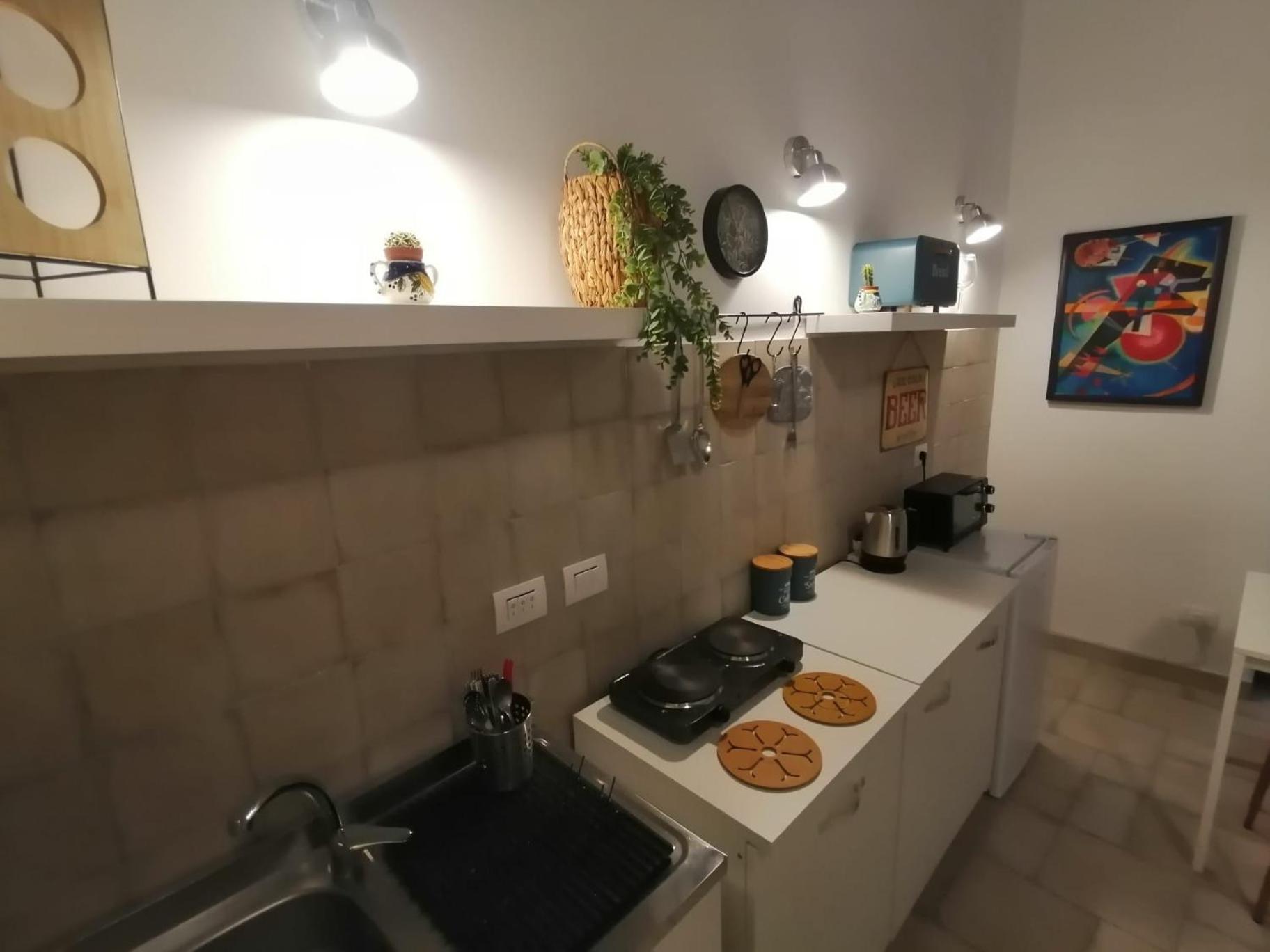 Apartamento Il Vicoletto Sul Castello Nápoles Exterior foto