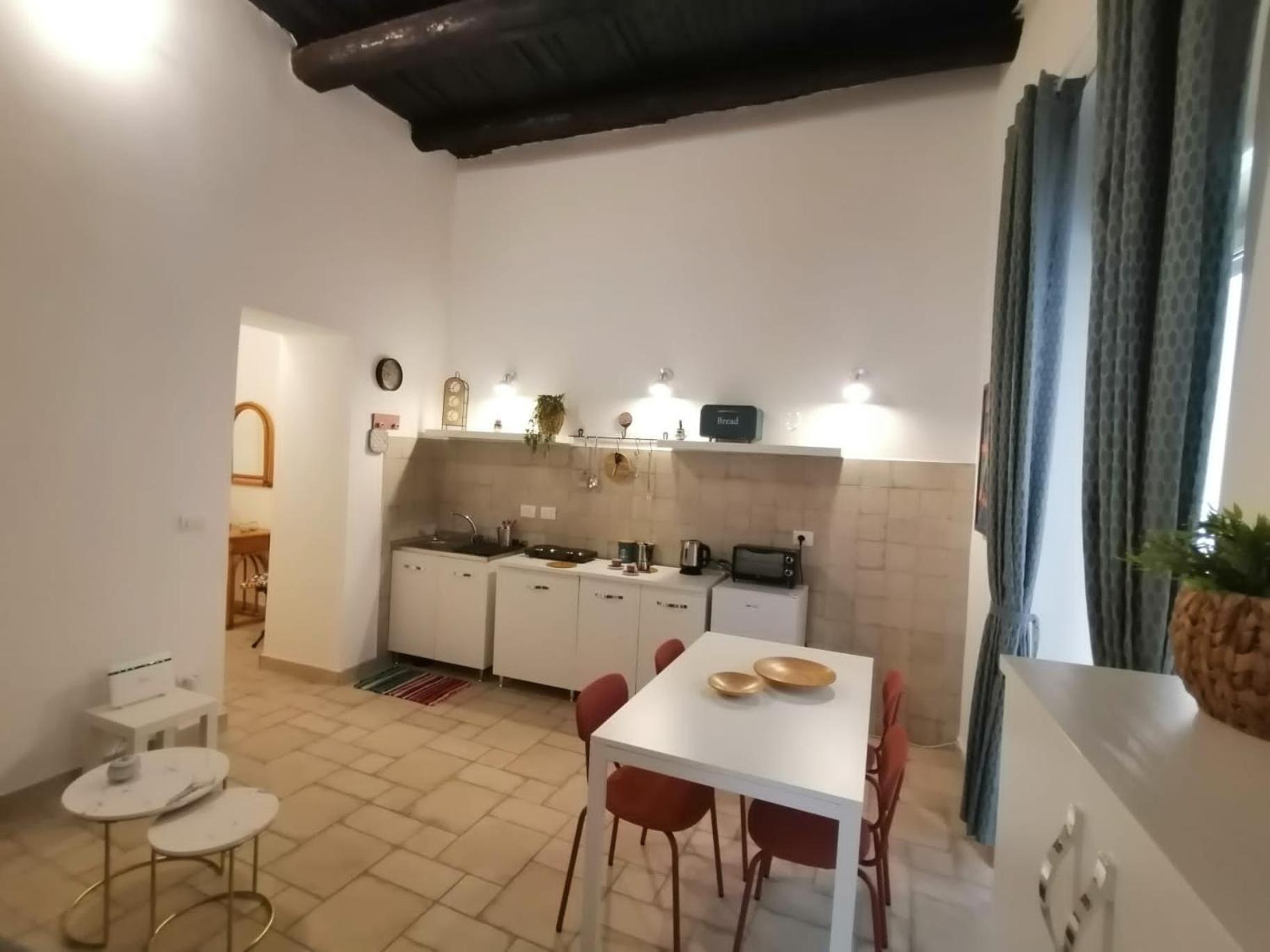 Apartamento Il Vicoletto Sul Castello Nápoles Exterior foto
