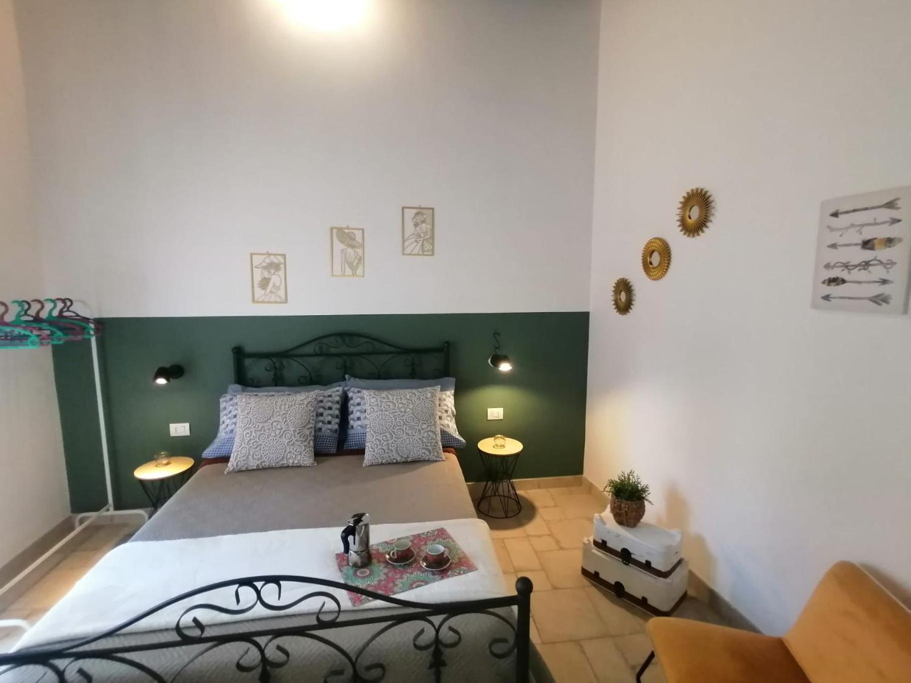Apartamento Il Vicoletto Sul Castello Nápoles Exterior foto