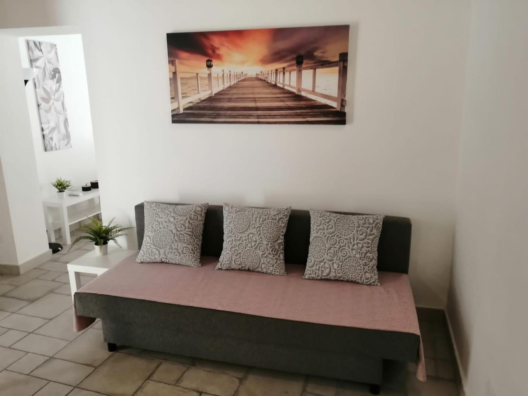 Apartamento Il Vicoletto Sul Castello Nápoles Exterior foto