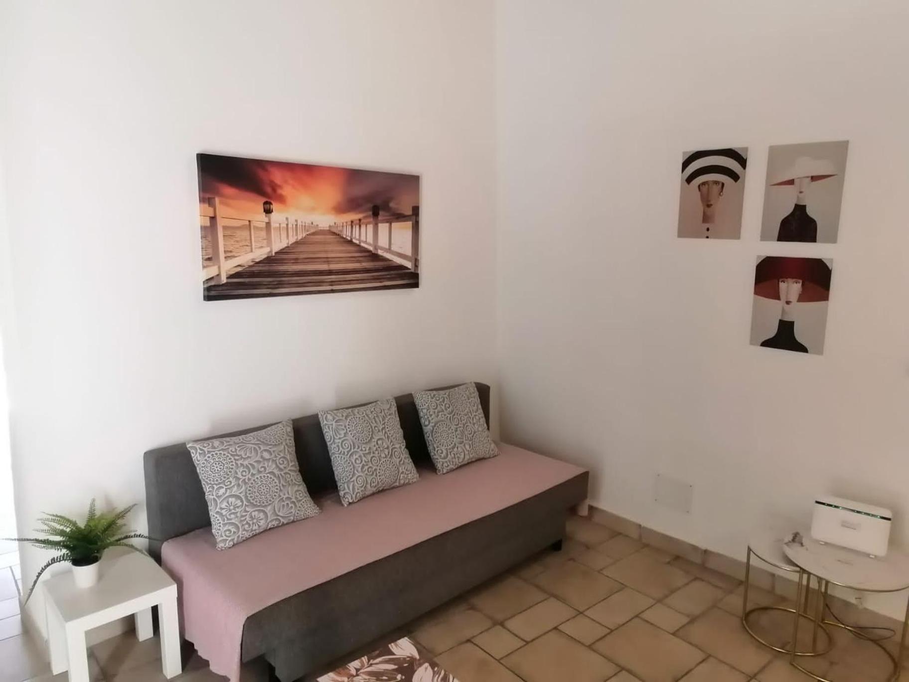 Apartamento Il Vicoletto Sul Castello Nápoles Exterior foto